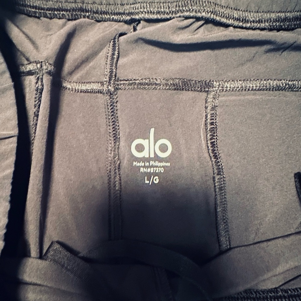 Alo Black Leggings